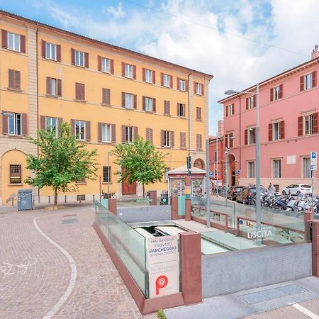 Bed and Breakfast Attico Di Via D'Azeglio Bolonia Exterior foto